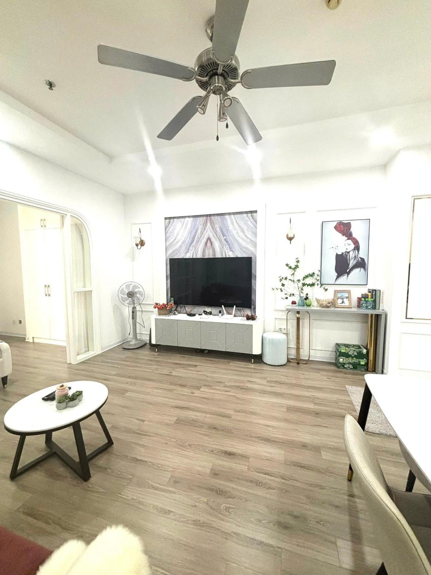 Victory Times Apartment *